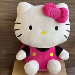 Hello Kitty Plush Backpack 