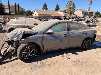 2024 Nissan Sentra 4cyl ***for parts only***