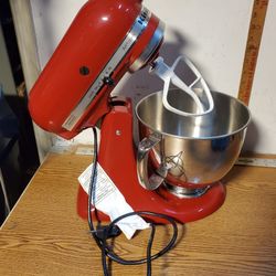 KitchenAid Artisan Mixer With All Attachments 