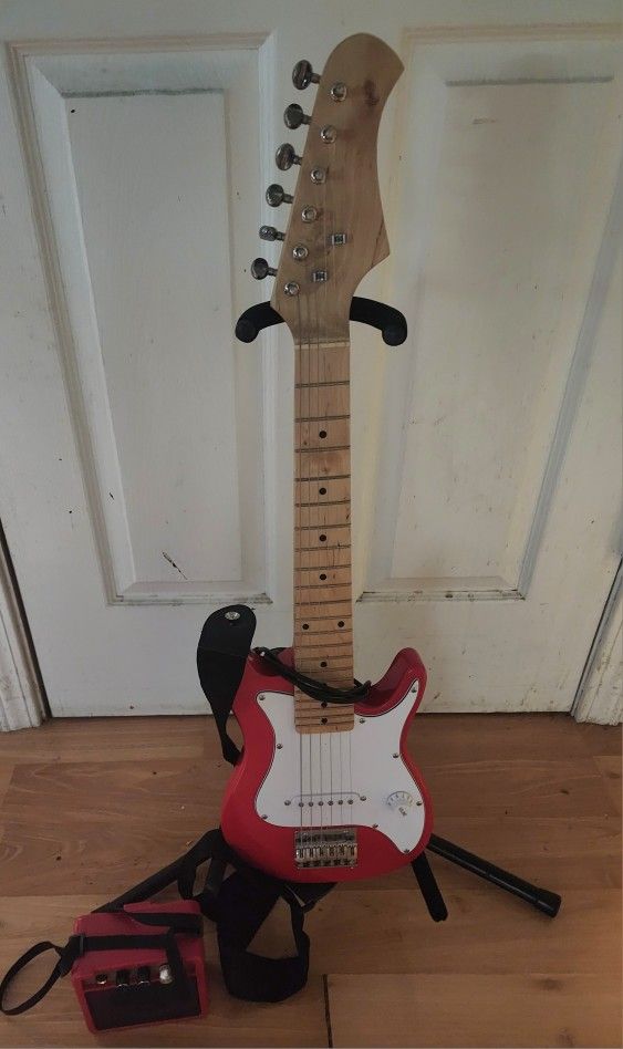 Mini Electric Guitar and Amp