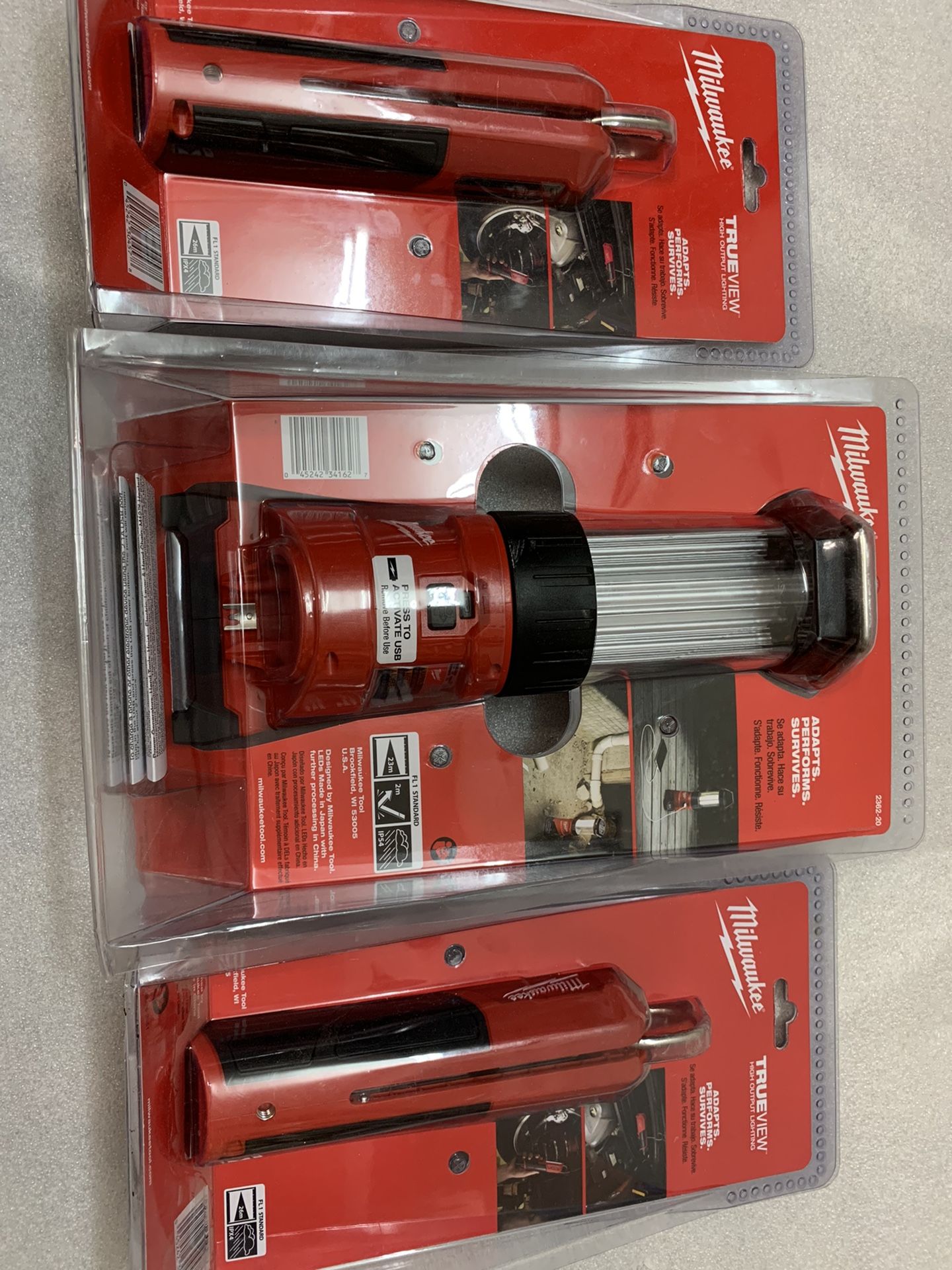 Milwaukee M12 12-Volt Lithium-Ion Cordless 400-Lumen LED Stick Light (Tool-Only