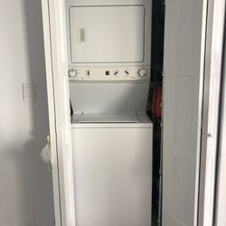 Stacked Kenmore Washer/ Dryer