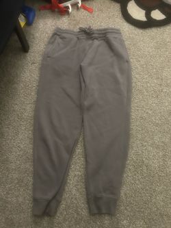 HOLLISTER JOGGER SWEATPANTS  SIZE M