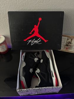Air Jordan 4 Retro Bred Sneakers with Box