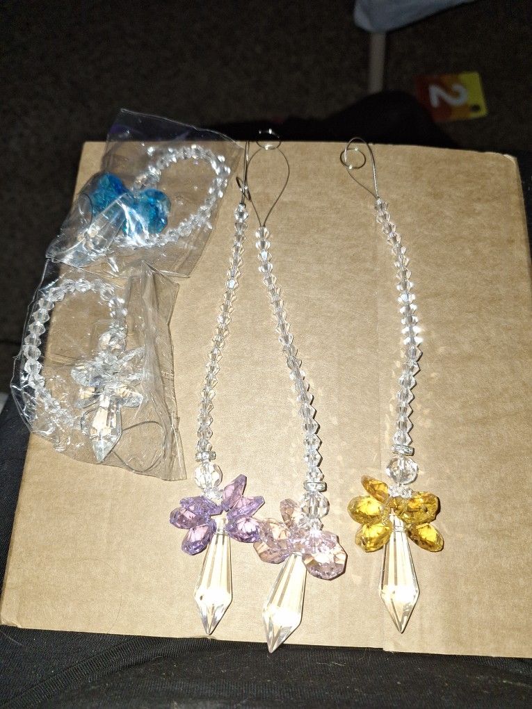 Angles Different Colors