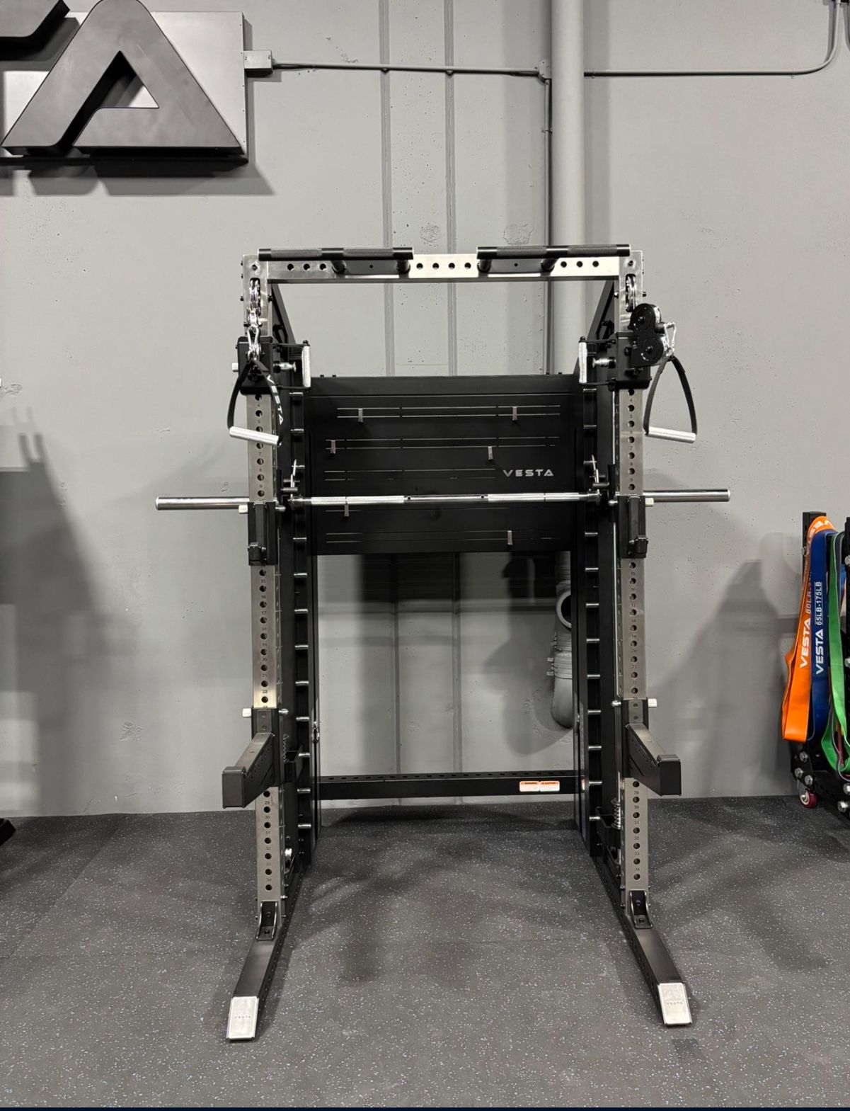 Vesta Fitness Pioneer Smith Machine