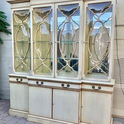 Gorgeous High End Karges Bubble Glass Lighted Breakfront Two Piece China Cabinet