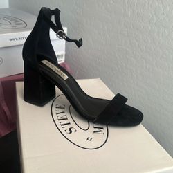 Black Heel 
