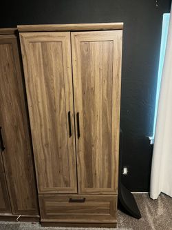 Wardrobe Closet/Storage Closet