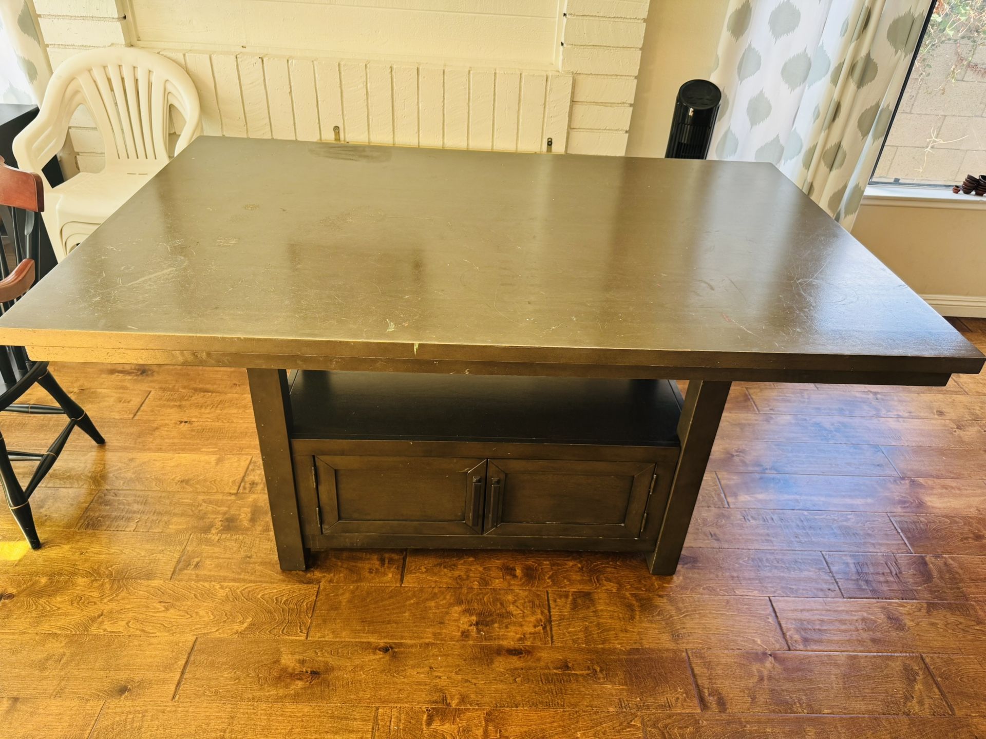 Dining Table With Chairs
