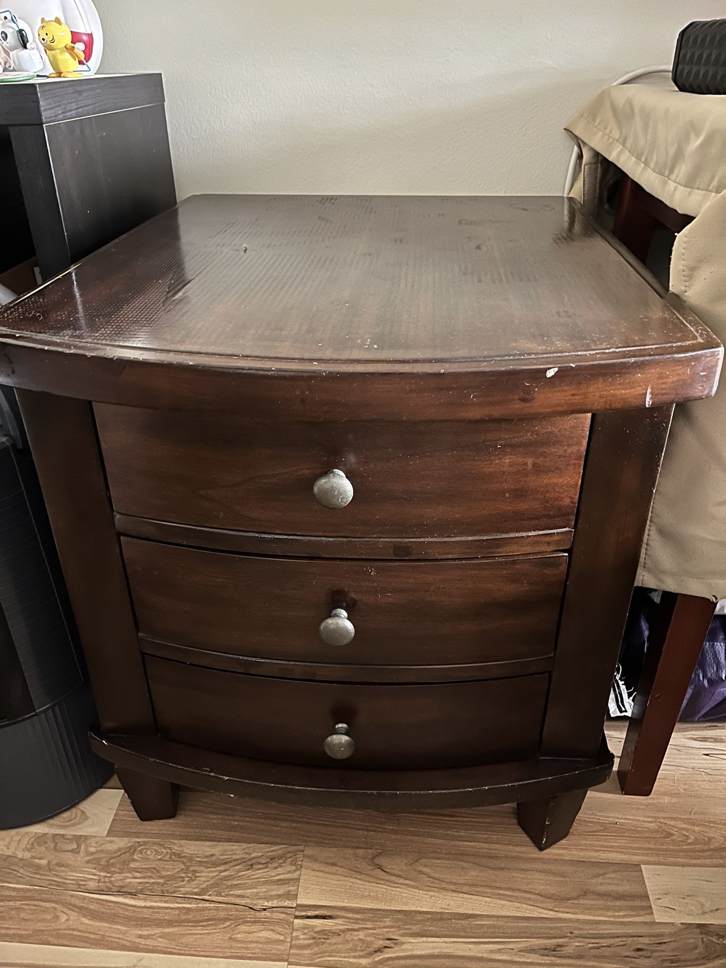 3 Drawer Night Stand