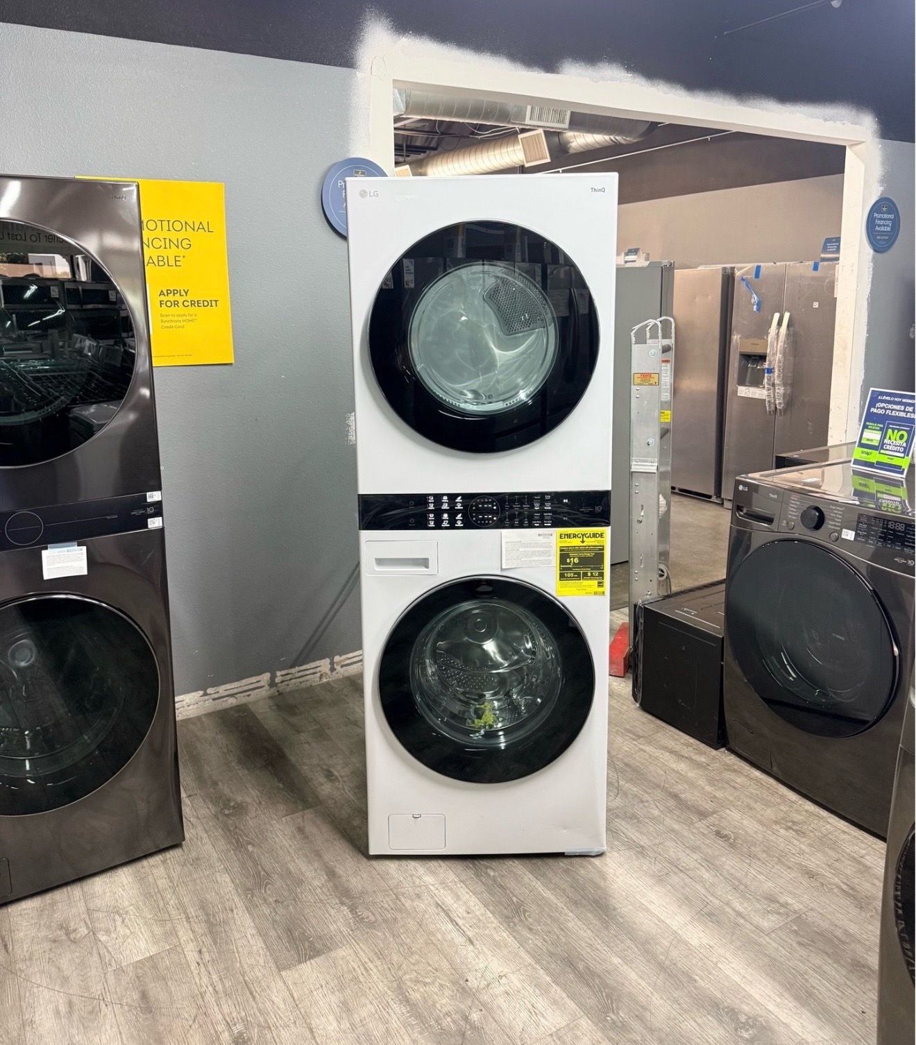 ✨ LG - 4.5 Cu. Ft. HE Smart Front Load Washer and 7.4 Cu. Ft. Gas Dryer WashTower with Steam ✨
