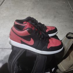 Air Jordan 1 Low "Gym Red Black"