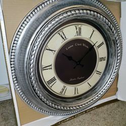 20" Wall Clock! London * Cardboard around is damaged *New! 