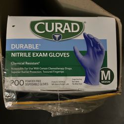 Curad Medium Exam Gloves 