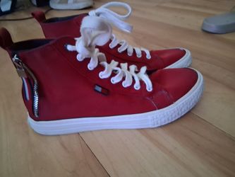 Women's Tommy Hilfiger Shoes