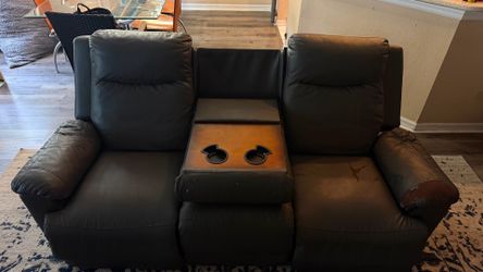 FREE COUCH