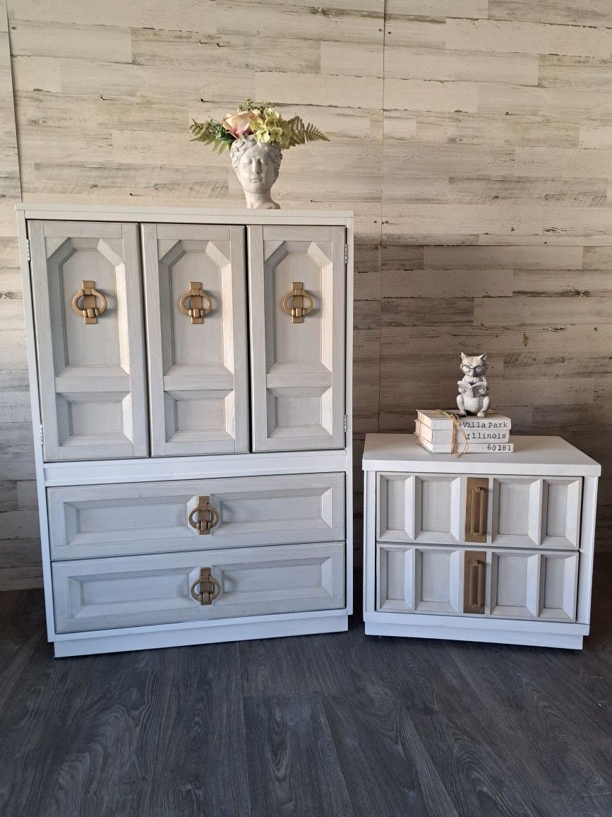 2pc Refinished Dresser Set 