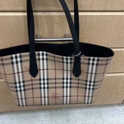 Burberry Handbag/Tote Bag 