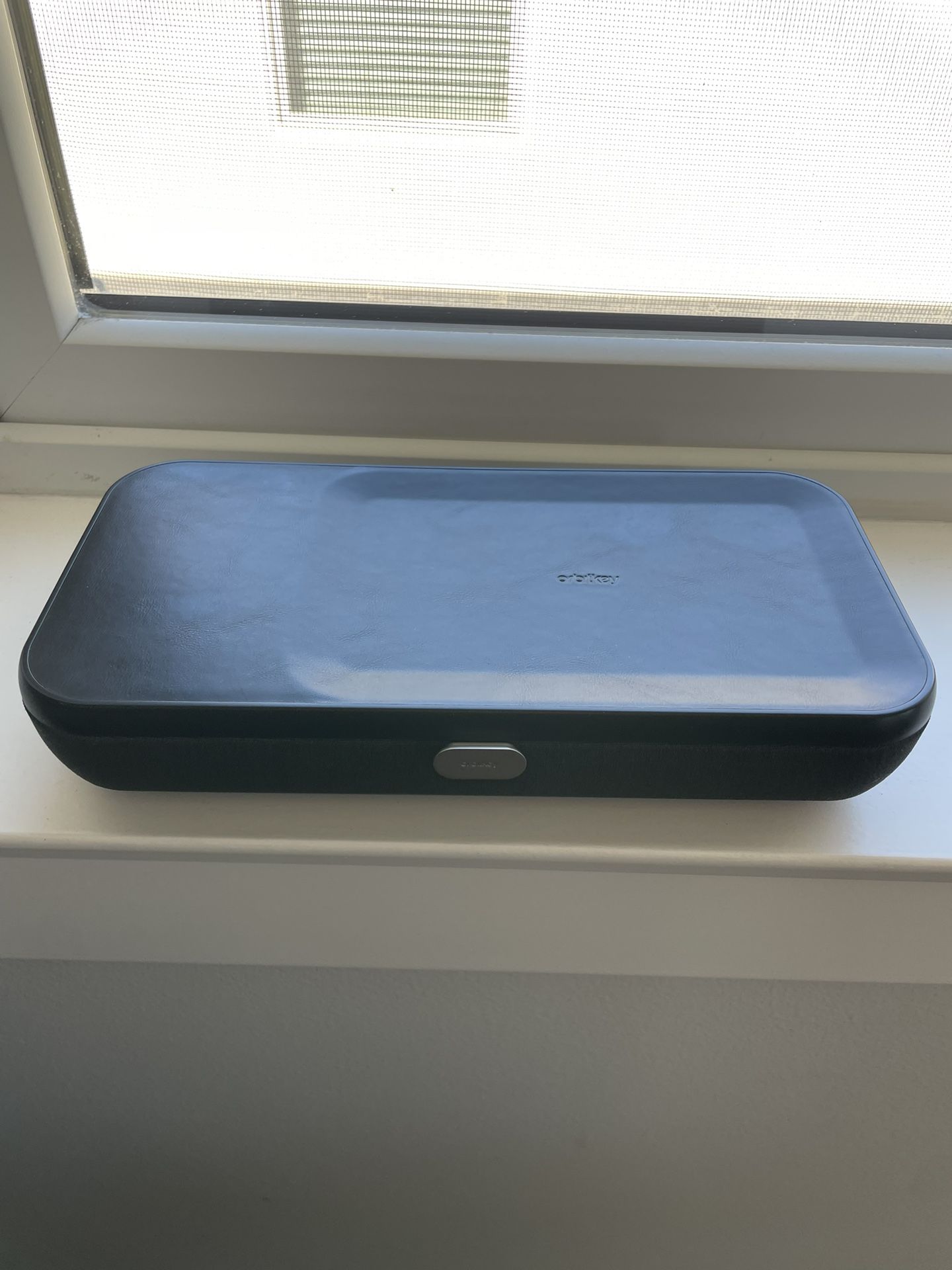 Desk Organizer Case With Built-In wireless Charger