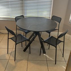 Breakfast Table