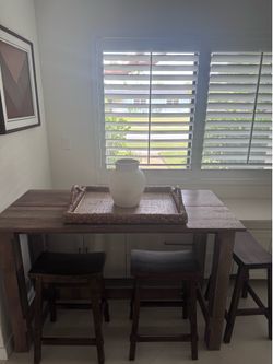 Counter Height Table and stools