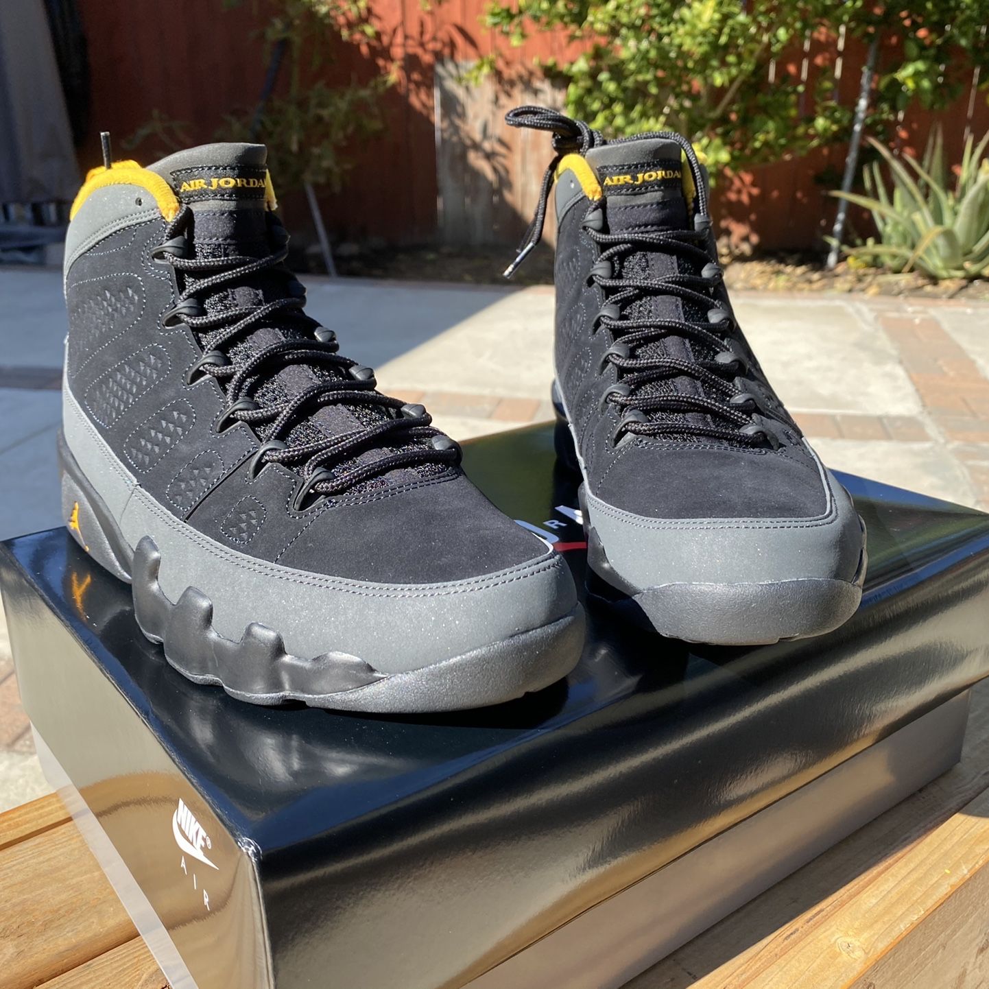 Jordan Retro Charcoal 9s Jordan Retro Dark Charcoal “University