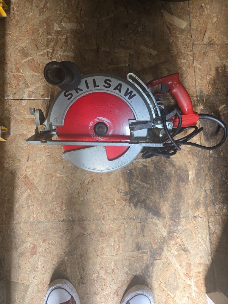 Big Foot Skilsaw