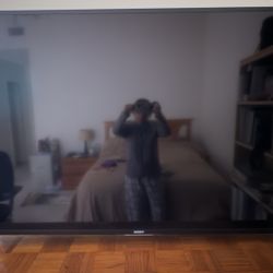 70” Sony TV KDL 70W850B