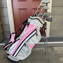 Complete Set of Women’s Golf Clubs