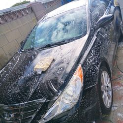 2013 Hyundai Excellent Conditions Been Taken Care Of Very Good It Was Parked For A Year And A Half Will Not Start Selling Really Cheap $3,000