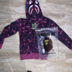 Bape Hoodie*USED*