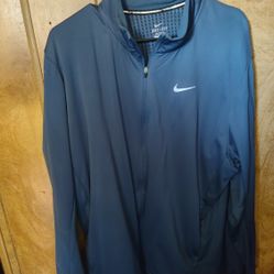 NIKE DRI FIT MEN'S JACKET. SIZE XXL.