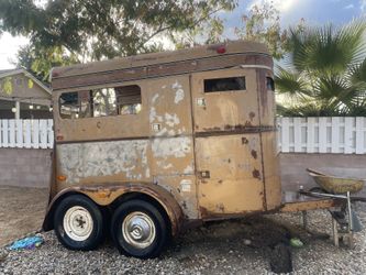 Horse Trailer 