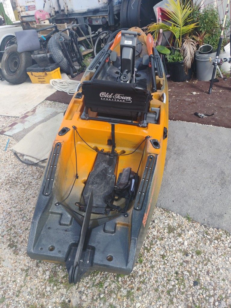 Old Town Kayak 10.6 Electric Motor