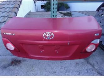 Toyota trunk  lid
