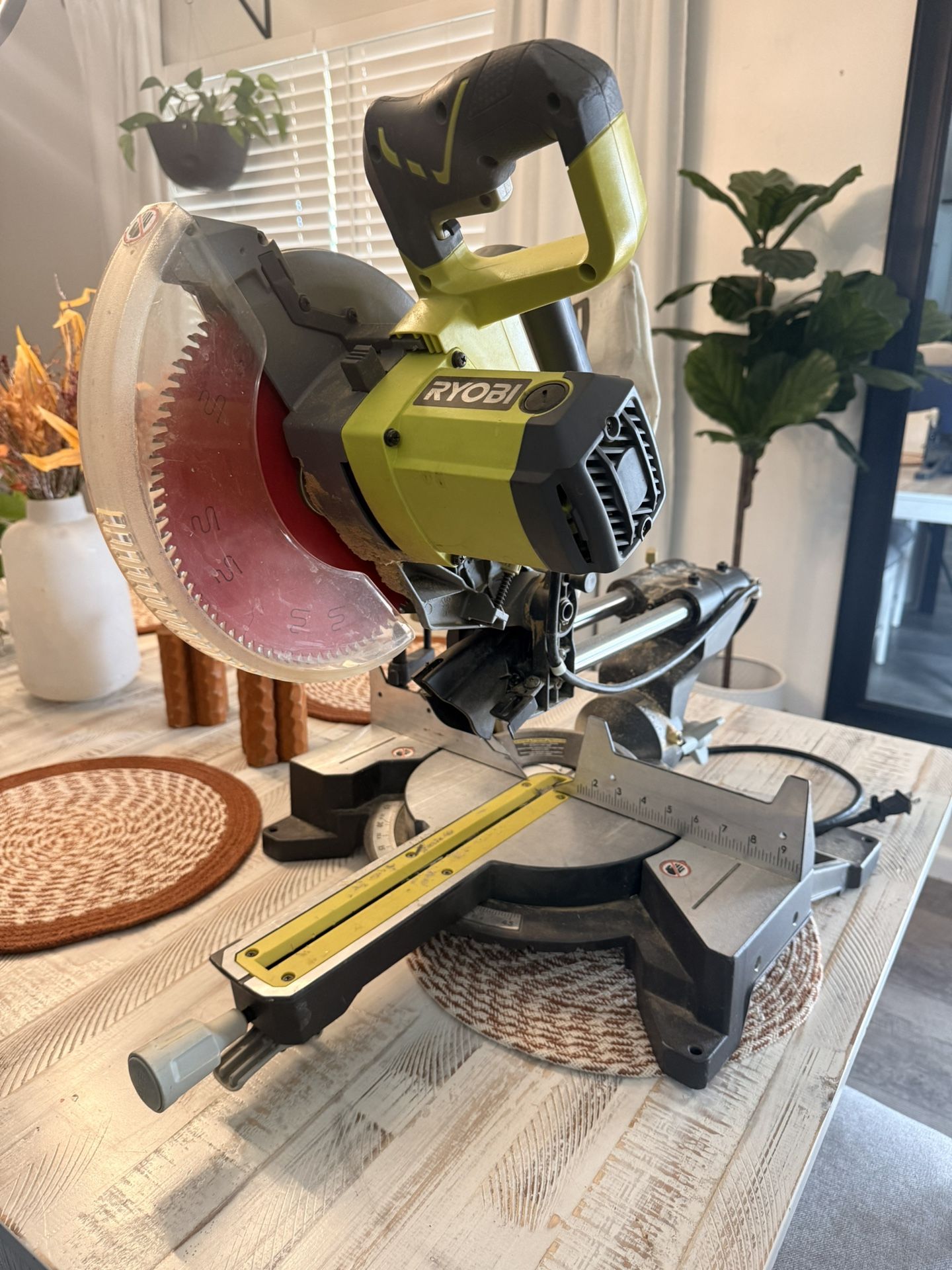 Ryobi Sliding Miter Saw