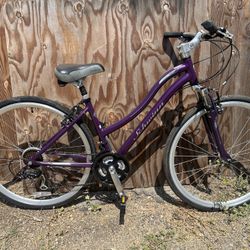 Women’s Schwinn Road Bike