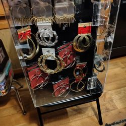 Jewelry Display Case With Jewelry 