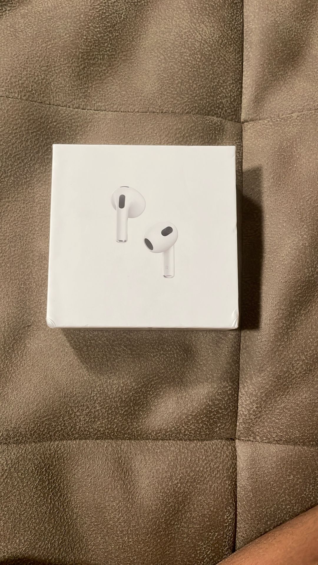 AirPods 3rd Generation (MagSafe Charging Case))