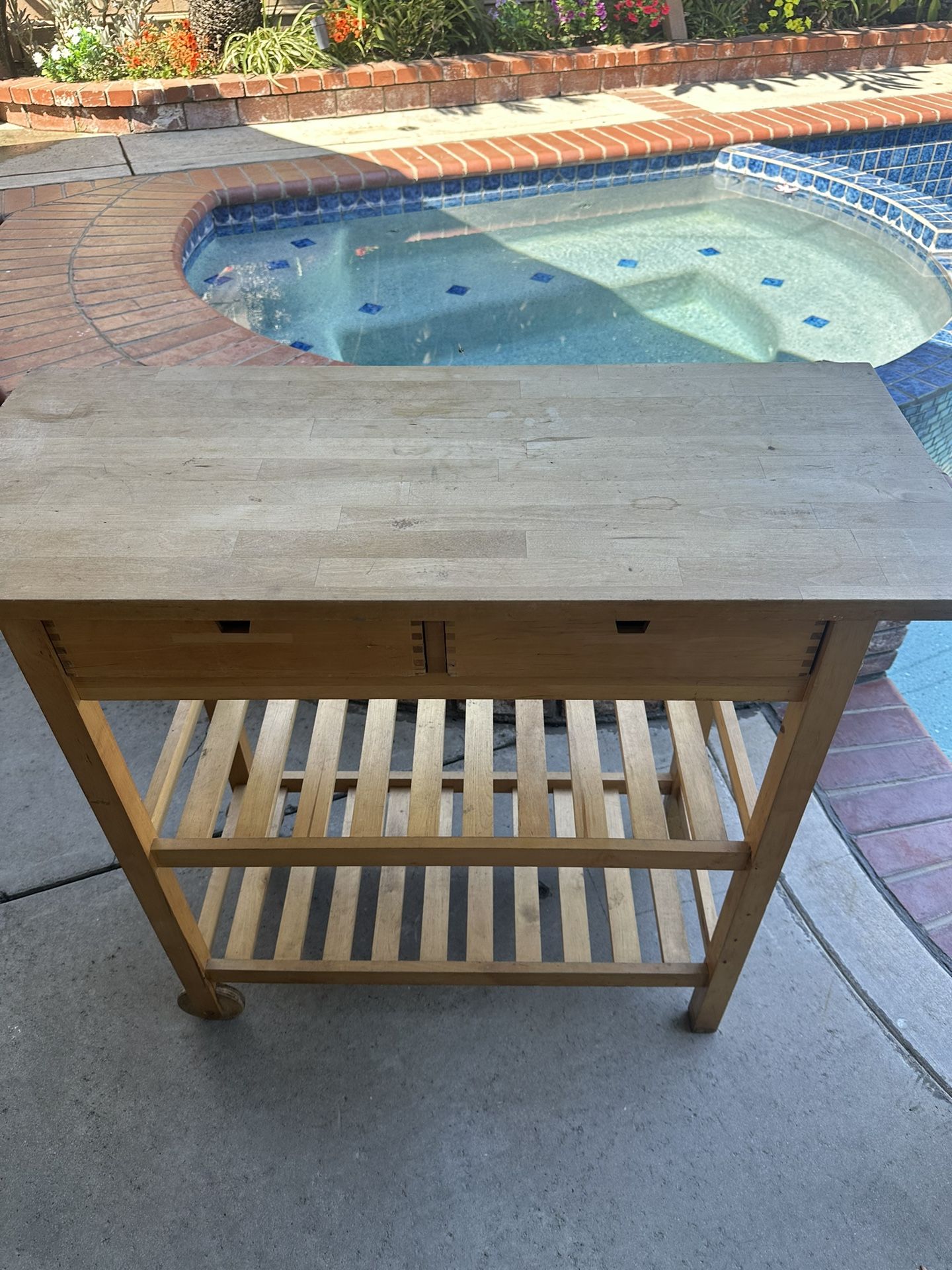 Mesa para muchos usos