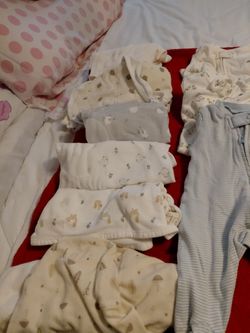 NEWBORN/BABY CLOTHES /NB DIAPERS
