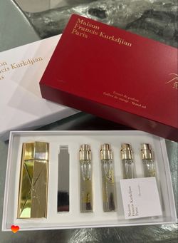 Baccarat set