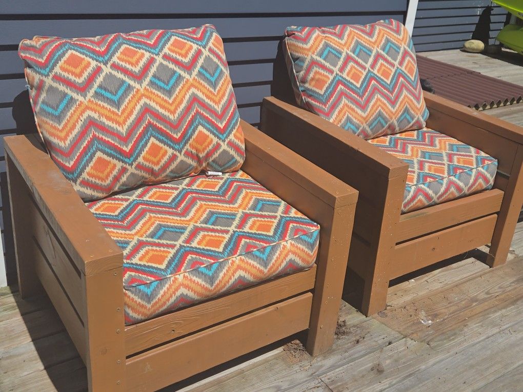 Crafted Outdoor Deck Chairs