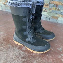 ALL IN MOTION SNOW BOOTS - WOMENS SIZE 10