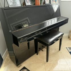 Piano Morgan and Son