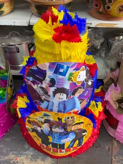 Roblox pastel piñata