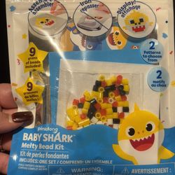 Baby Shark Melting Bead 2/$1 Have 6