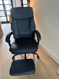 Brand New 450LB Big & Tall Executive Office Chair with Massage & Footrest