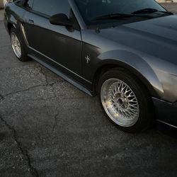 2003 Mustang 